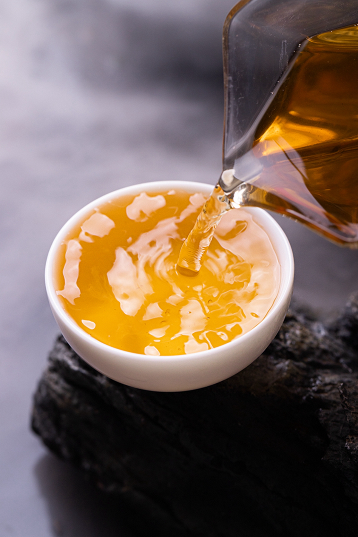 品牌献礼，万众瞩目 |【岳王令】國(guó)宴配方青饼璀璨面世！